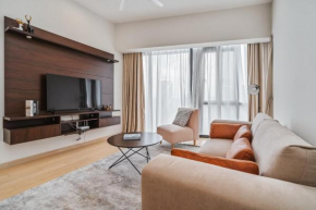 Designer 2BR Suite 400m to KLCC and LRT Station